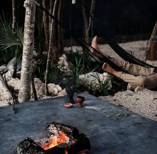 16tulum Villa